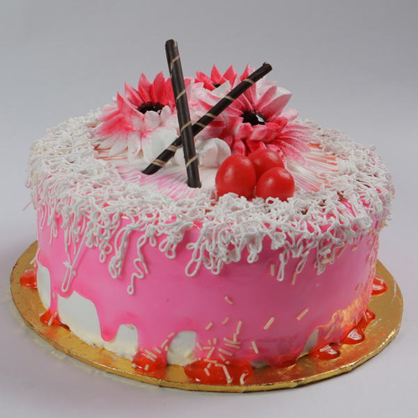 Strawberry Cool Cake